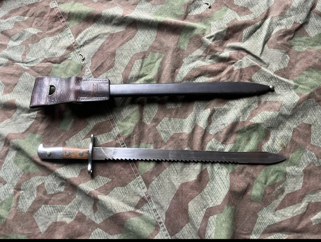 WW1/interwar/WW2 Swiss army long saw bayonet with case blade artillery sappers model 1914 uniform soldier