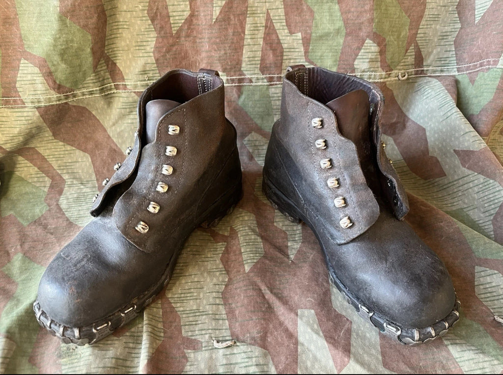 Cold War Swiss army shoes tricouni nails boots uniform soldier