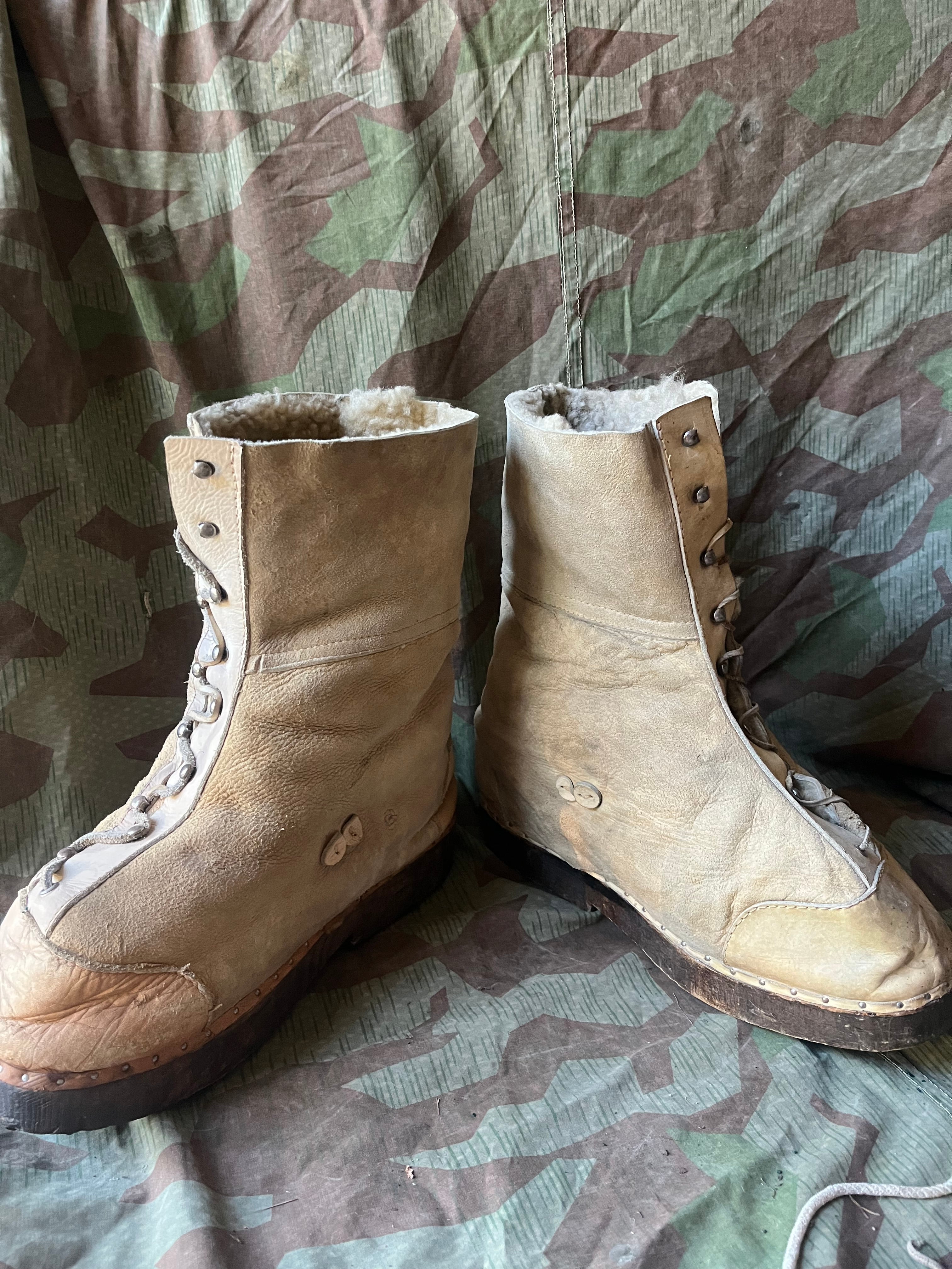 WW2 Swiss army snow mountain boots shoes fur overshoes uniform soldier