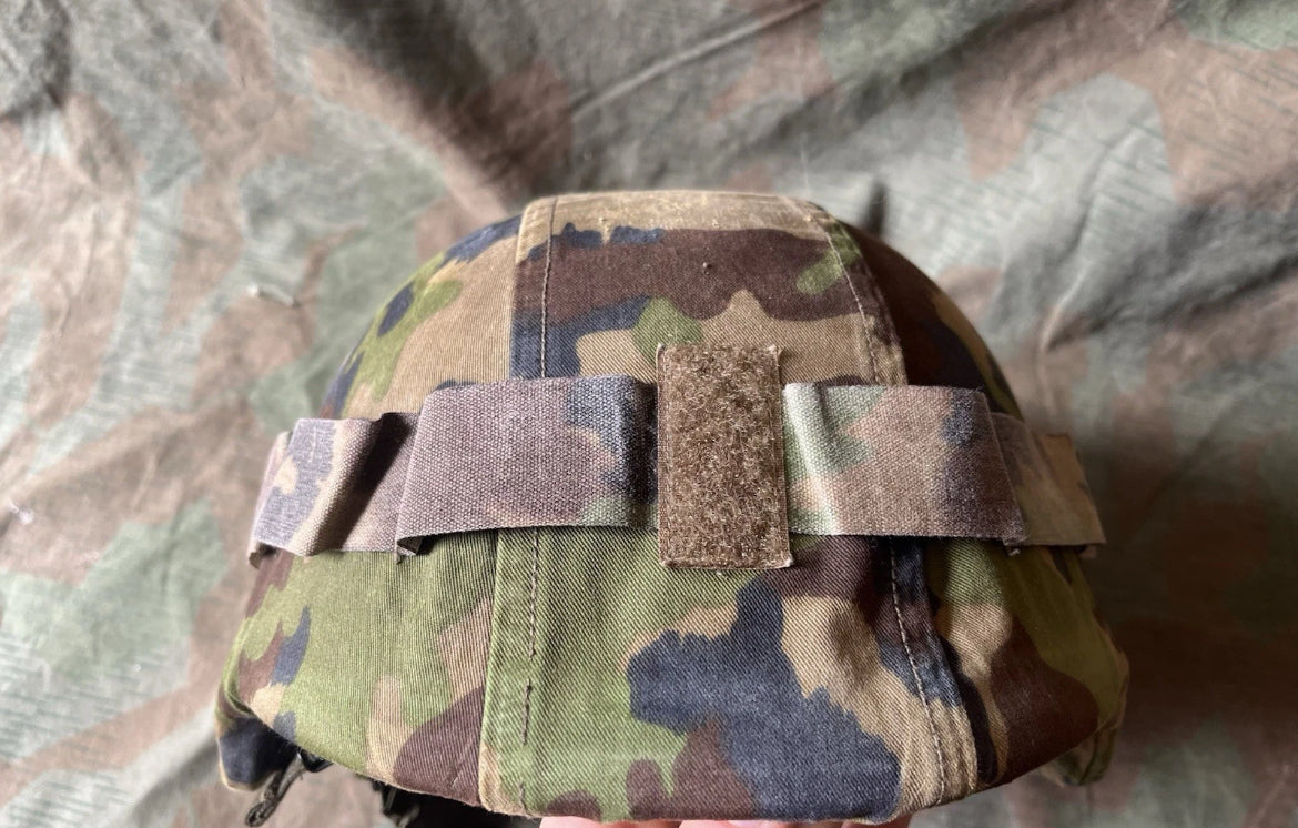 Modern Swiss army uniform field combat Kevlar helmet schuberth taz 90 soldier